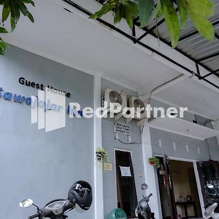 Sawojajar Inn Mitra Reddoorz Malang Exterior foto