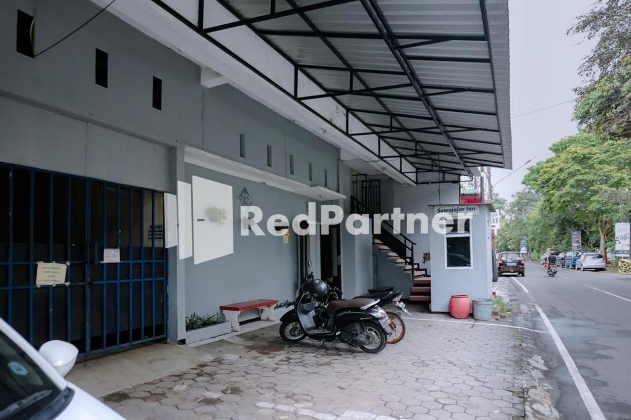 Sawojajar Inn Mitra Reddoorz Malang Exterior foto